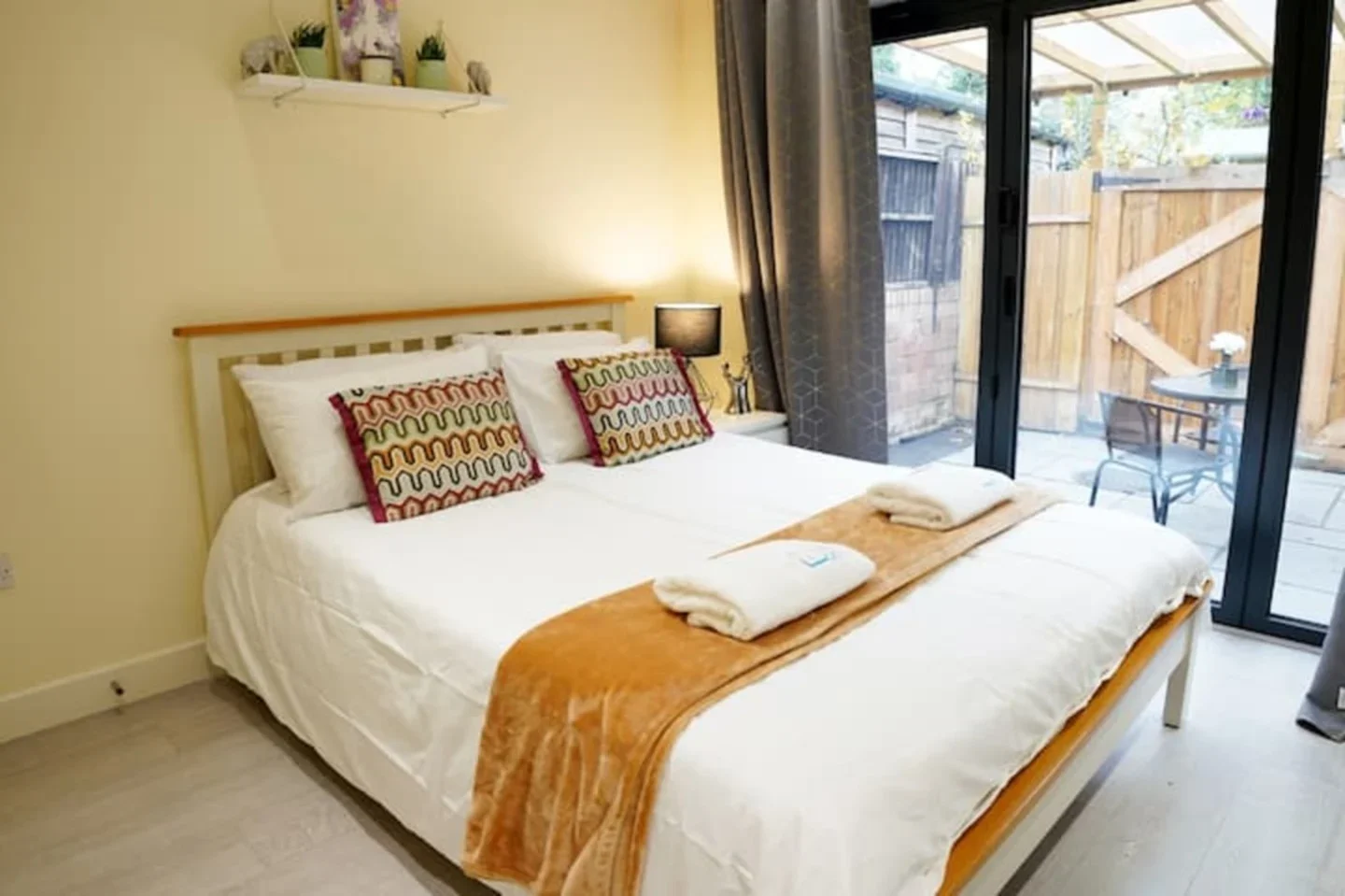 Flat Clare Road in Borough of Spelthorne