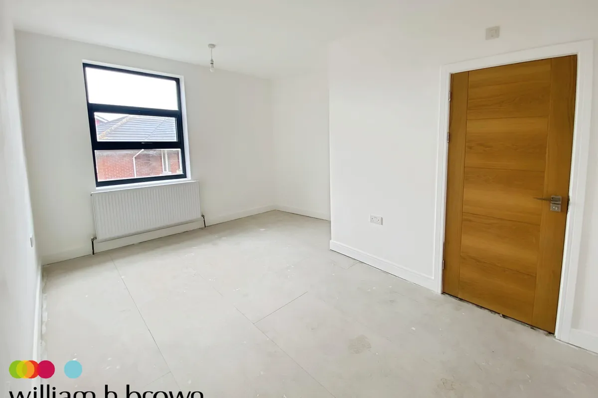 Flat London Road in Greater London