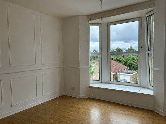 Flat Newlands Court in Bathgate