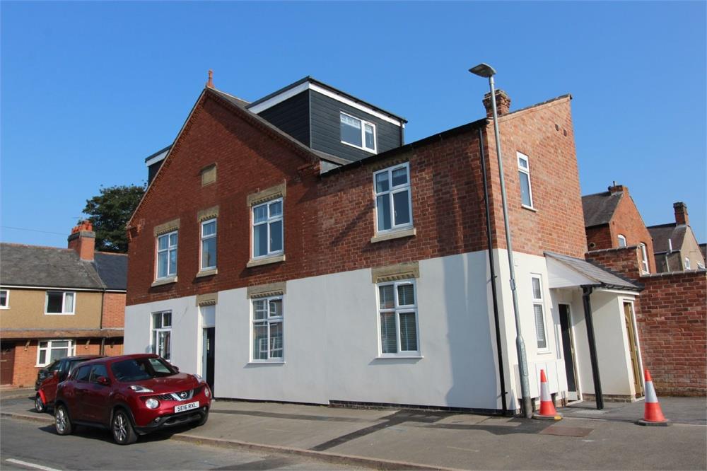 Flat Spencer Road in Harborough