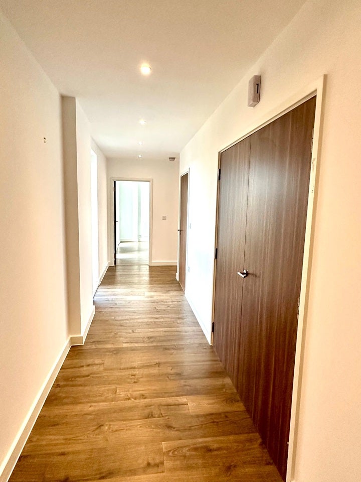 Flat Brannigan Way in Greater London