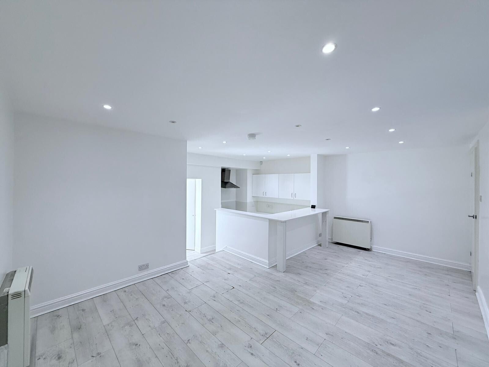 Flat Elm Avenue in Nottingham