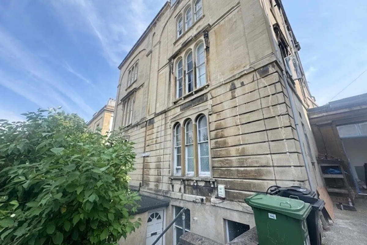 Flat Kingsdown Parade in Bristol