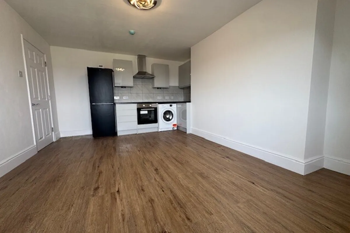 Flat Kingsdown Parade in Bristol