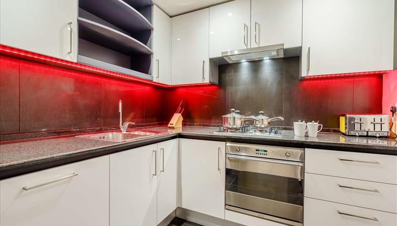 Flat Westferry Circus in Greater London