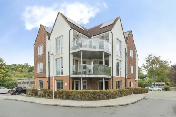 Flat Crawford Close in Tunbridge Wells