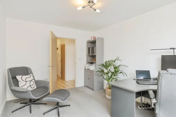 Flat Crawford Close in Tunbridge Wells