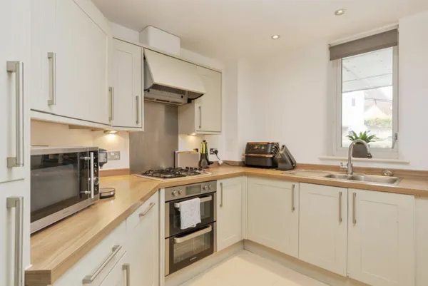 Flat Crawford Close in Tunbridge Wells