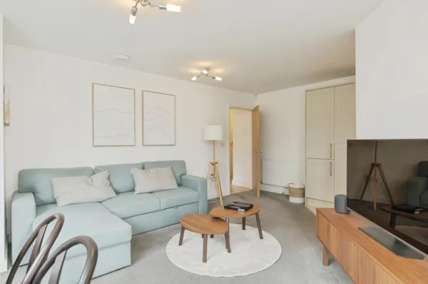 Flat Crawford Close in Tunbridge Wells