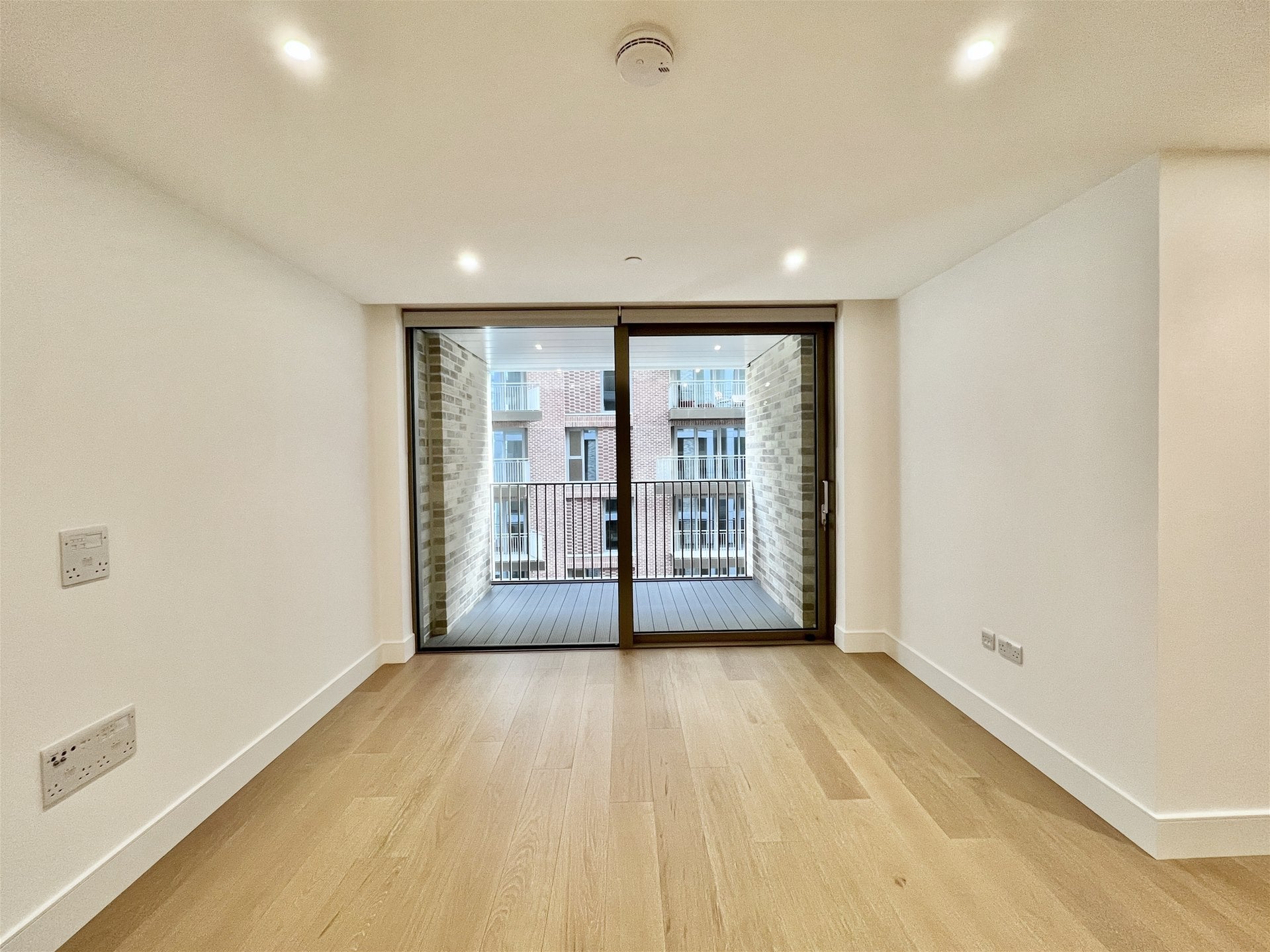 Flat Palmer Road in Greater London