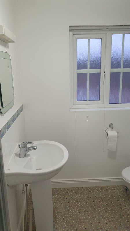 Room Lychgate Close in Stoke-on-Trent