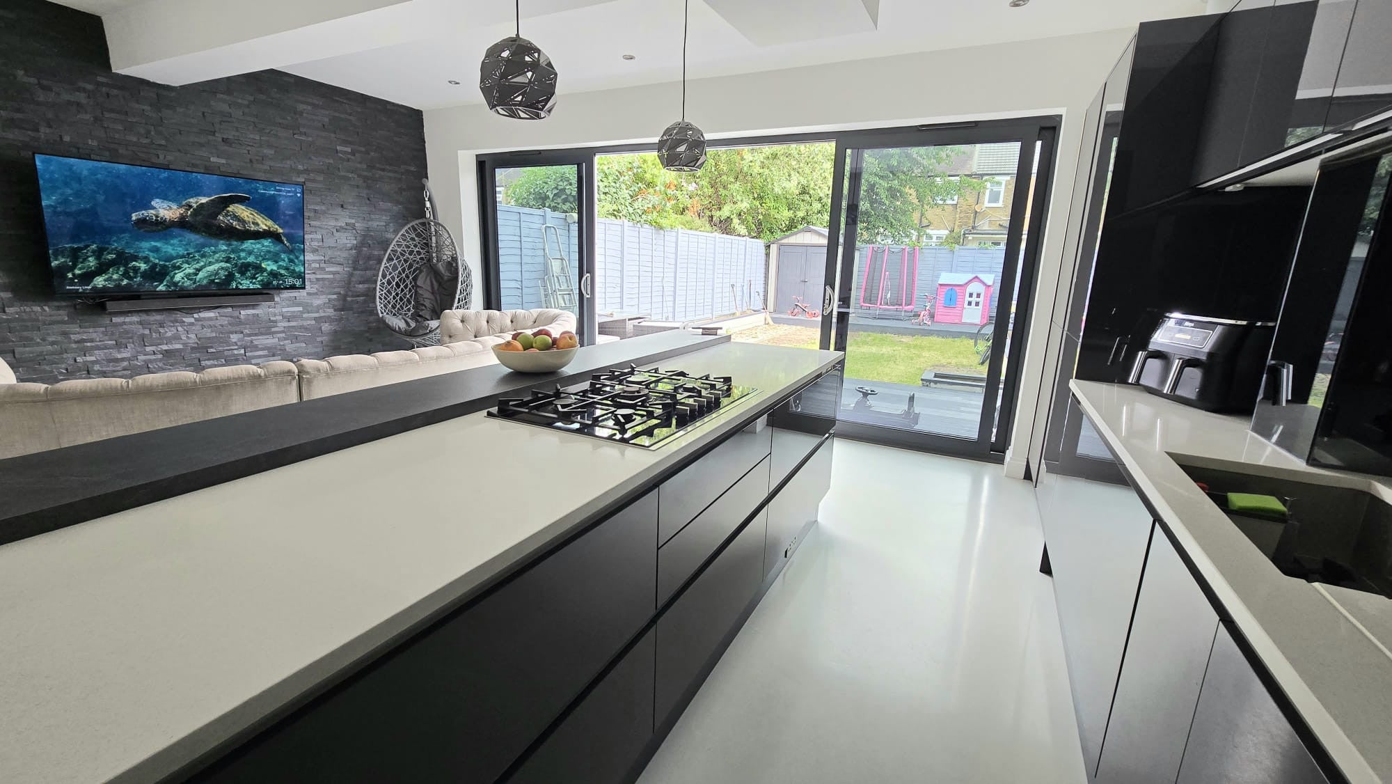 House Cotswold Gardens in Greater London