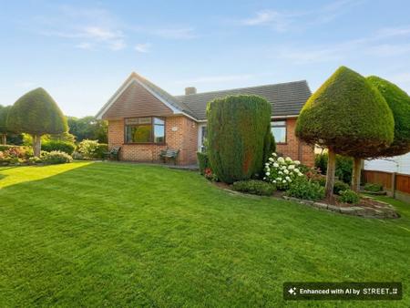 House Pear Tree Avenue in South Derbyshire