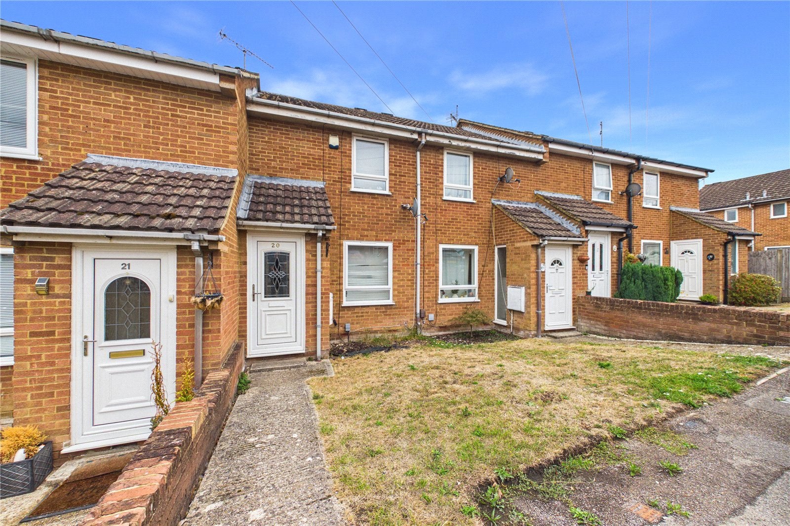 House Tuscan Close in Reading