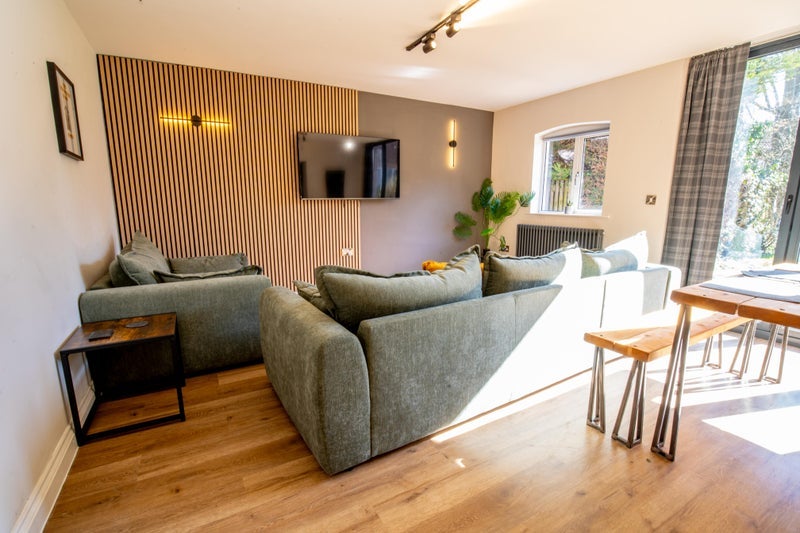 Room Ladycroft in Birmingham