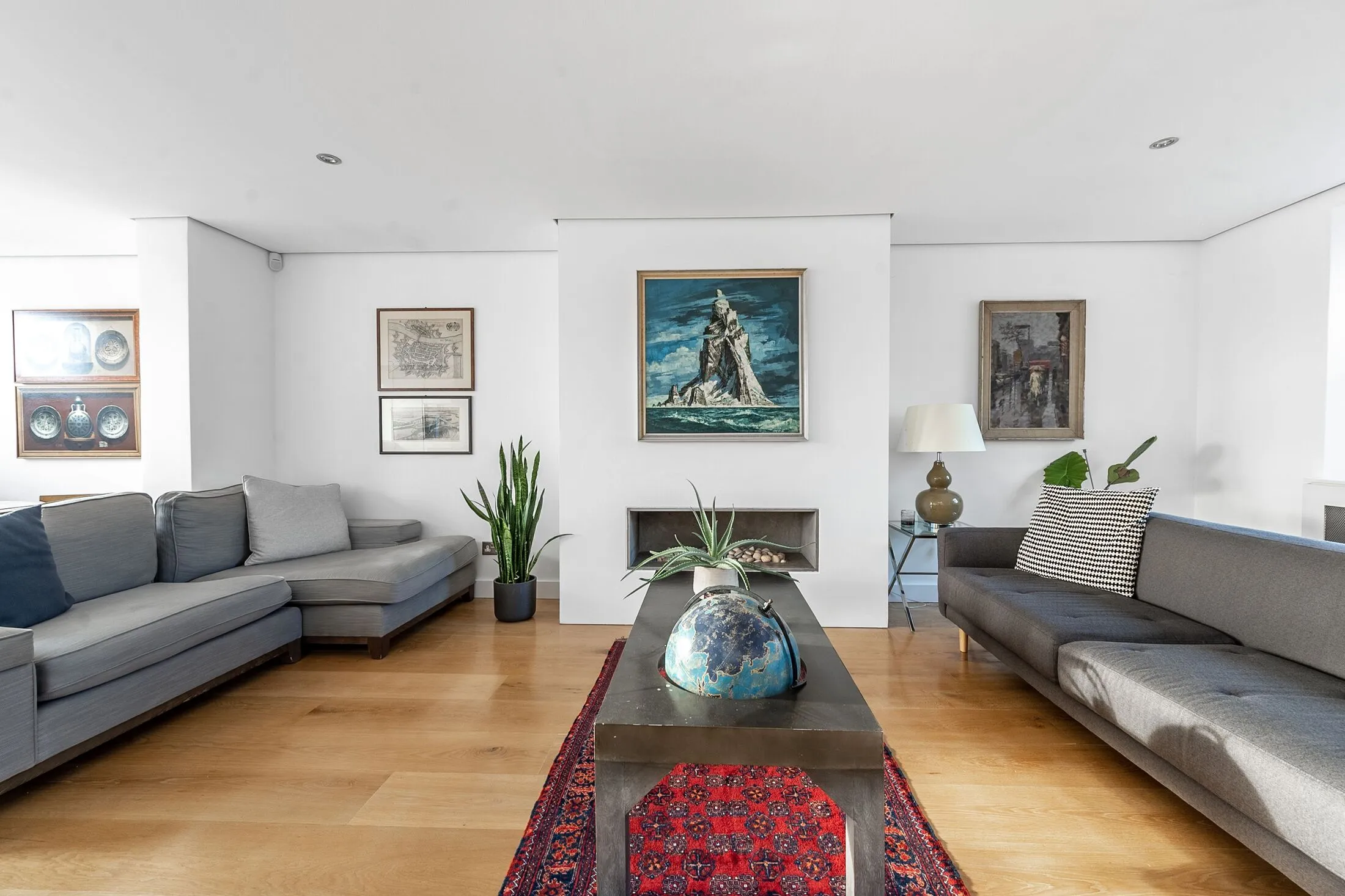 Flat Bolton Gardens in Greater London