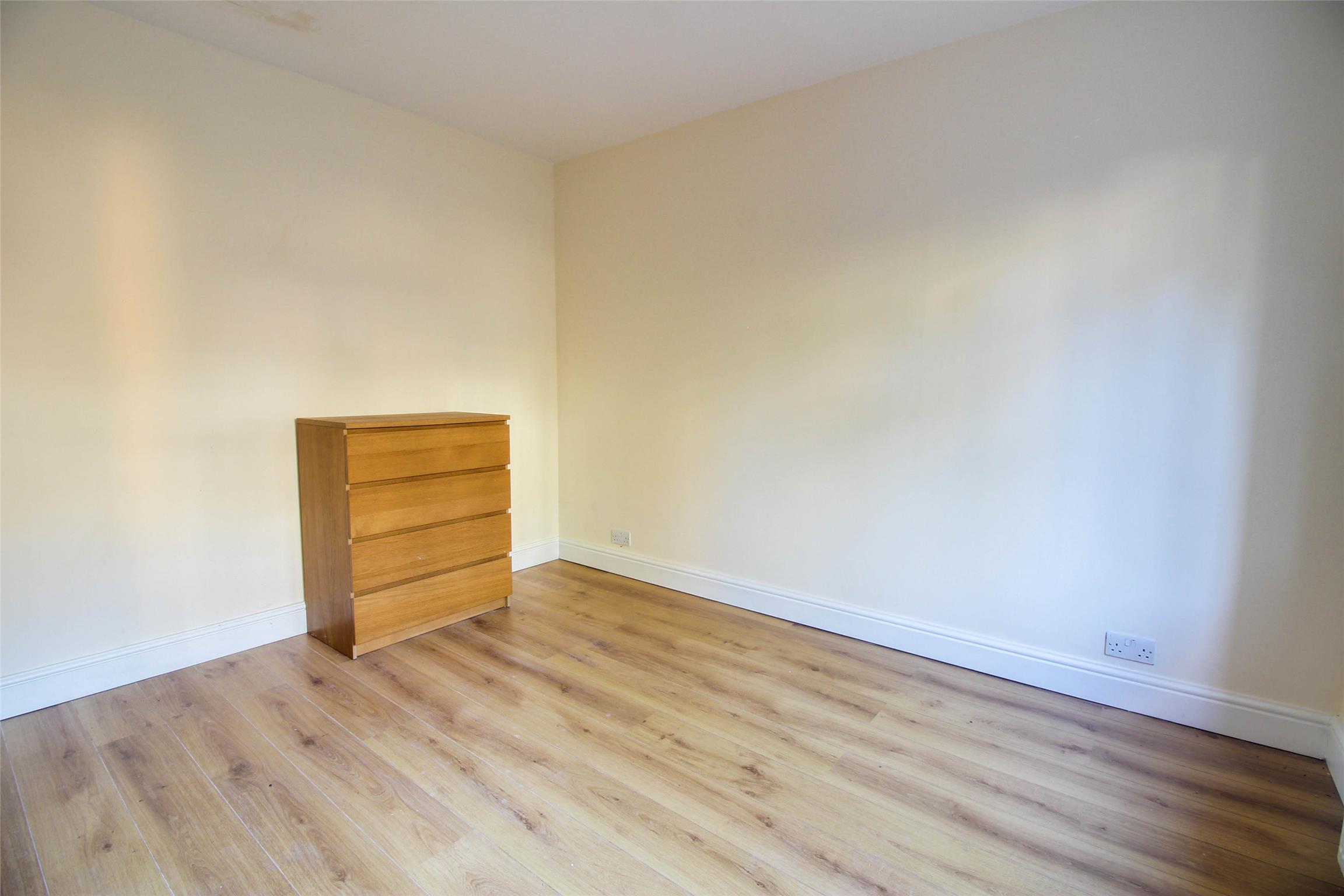 Flat Haydon Close in Greater London