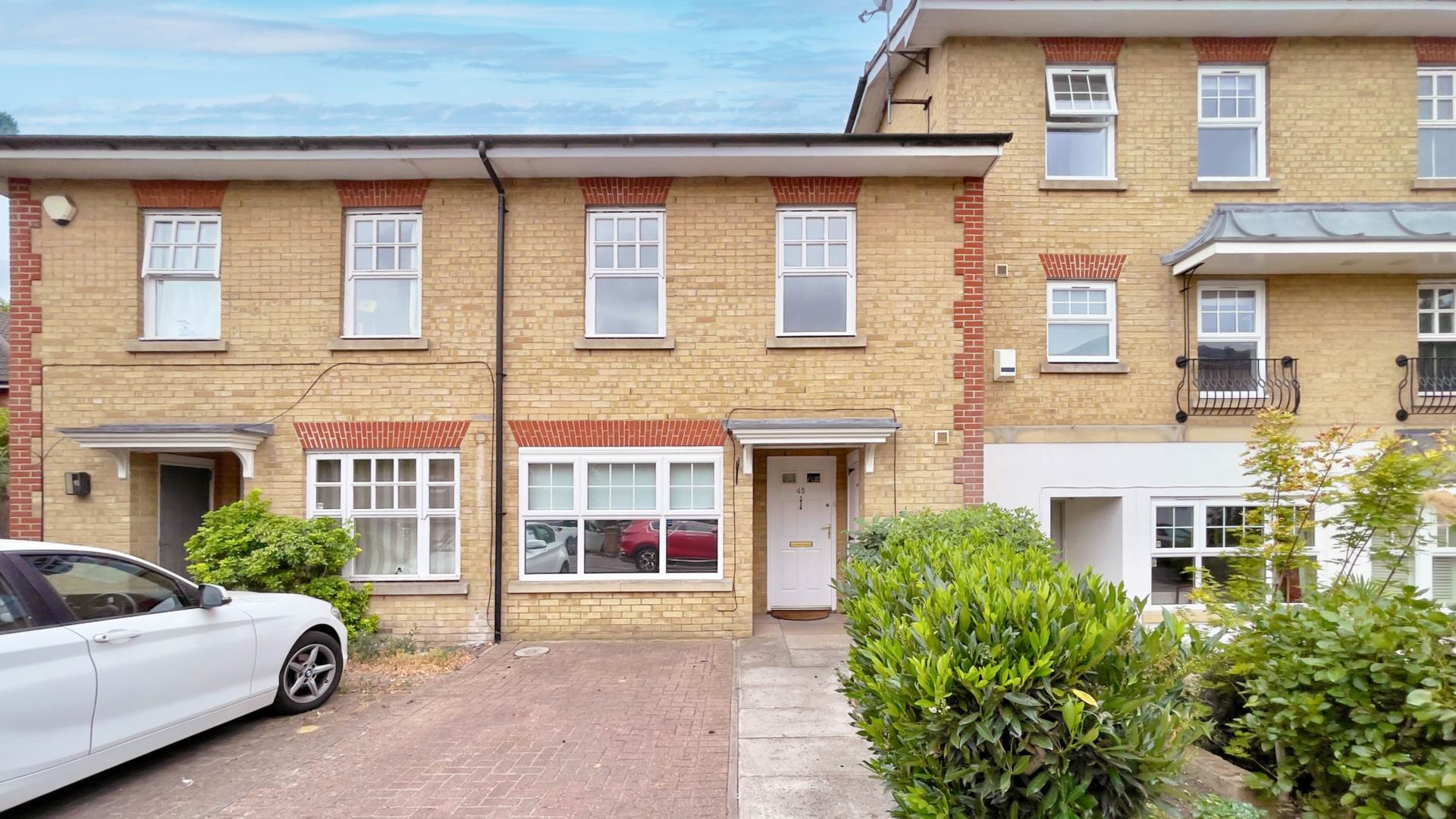 House Osier Crescent in Greater London
