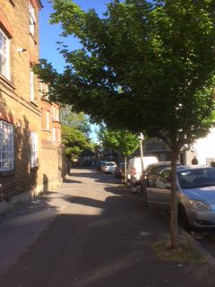 Room Cornwall Square Kennings Way in Greater London