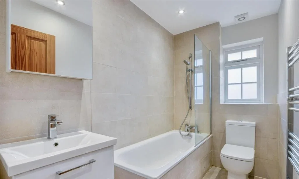 Room Hornsey Lane in Greater London
