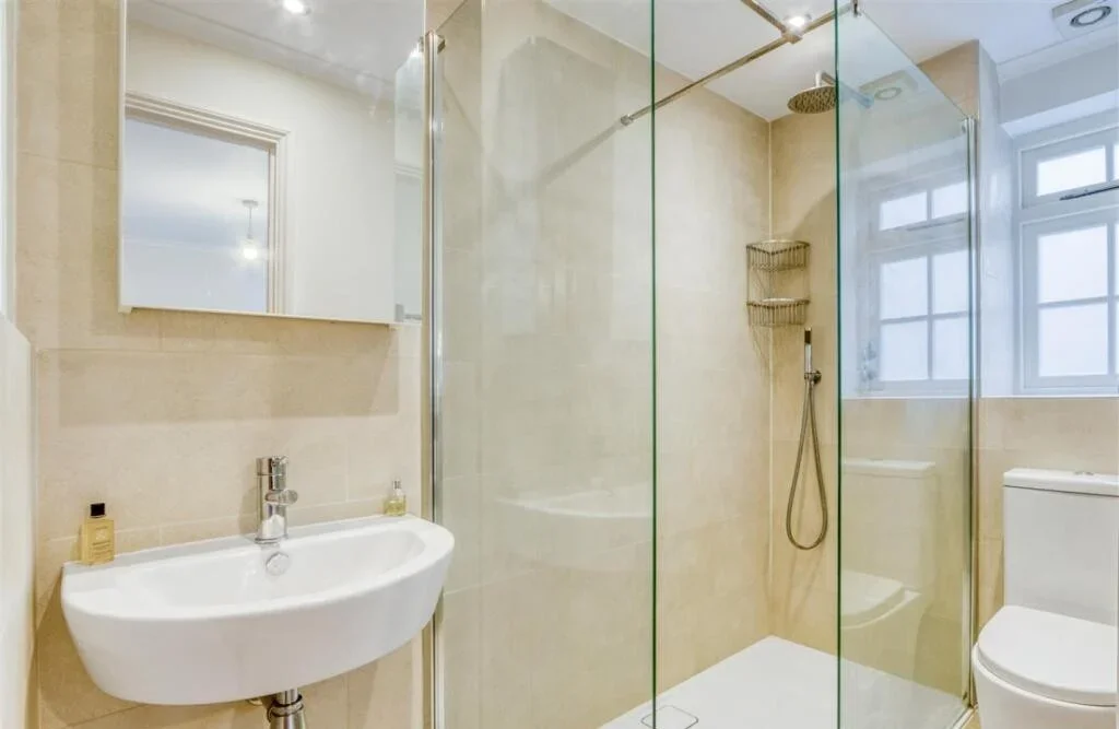 Room Hornsey Lane in Greater London