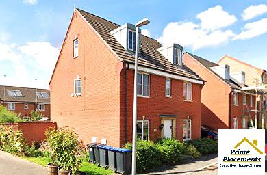 Room Brand Road in Rugby