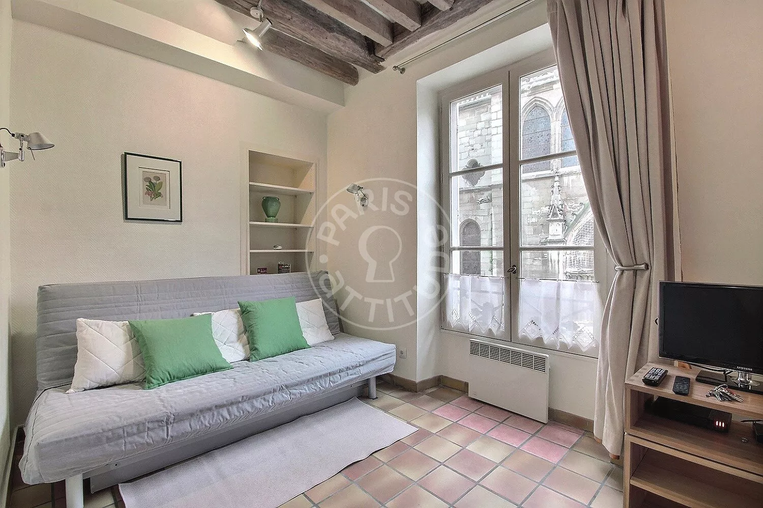 Appartement Rue des Prêtres Saint-Séverin à Paris