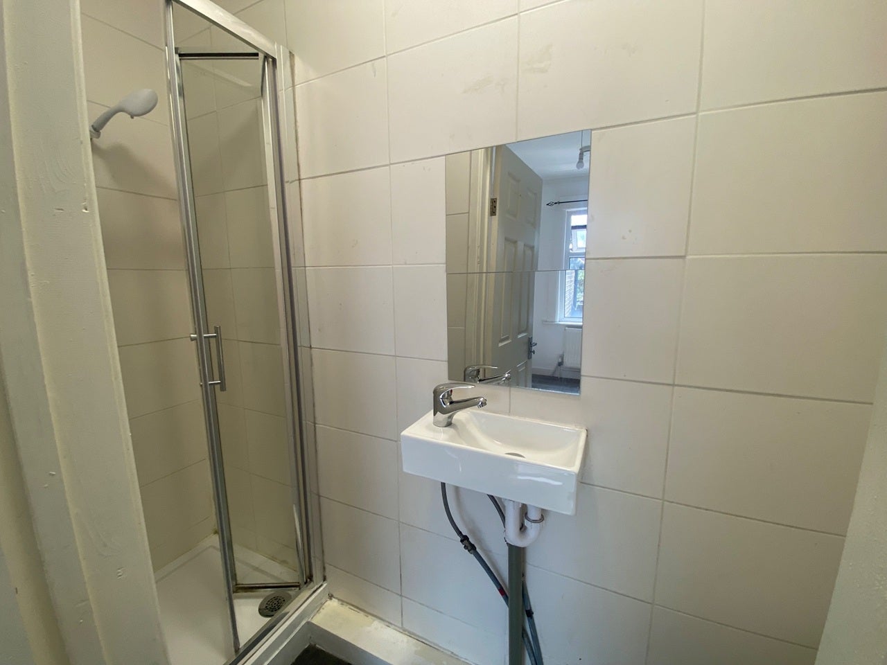 Room Sweet Briar Walk in Greater London