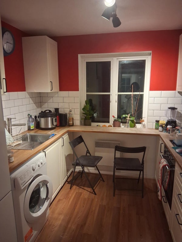 Room Halcyon Close in Witham