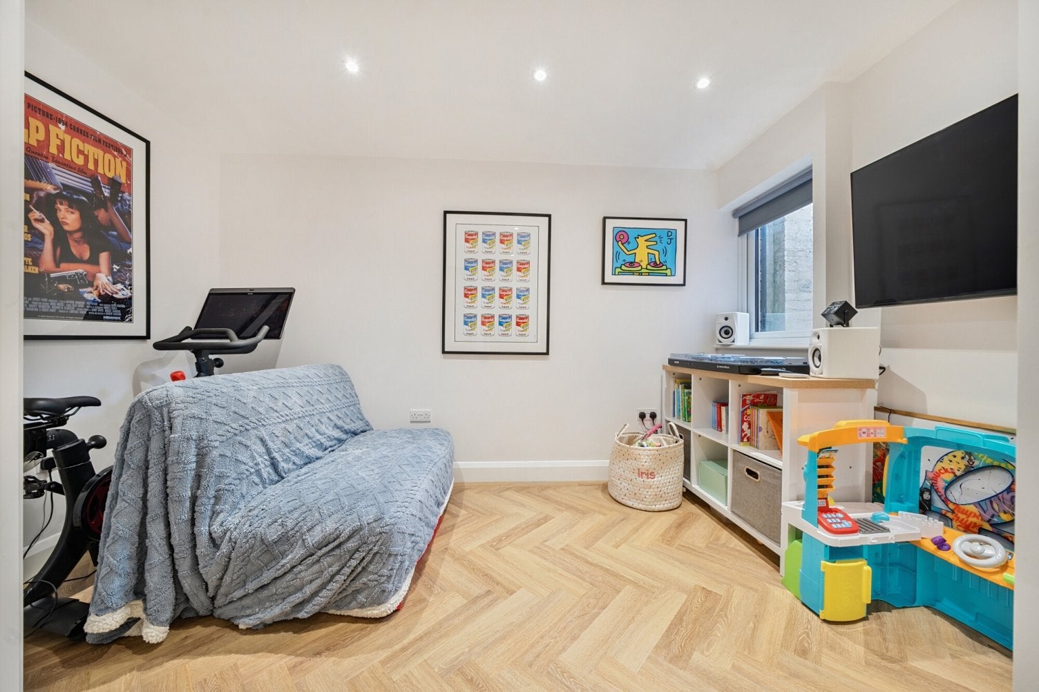 House Fairfield Road in Greater London