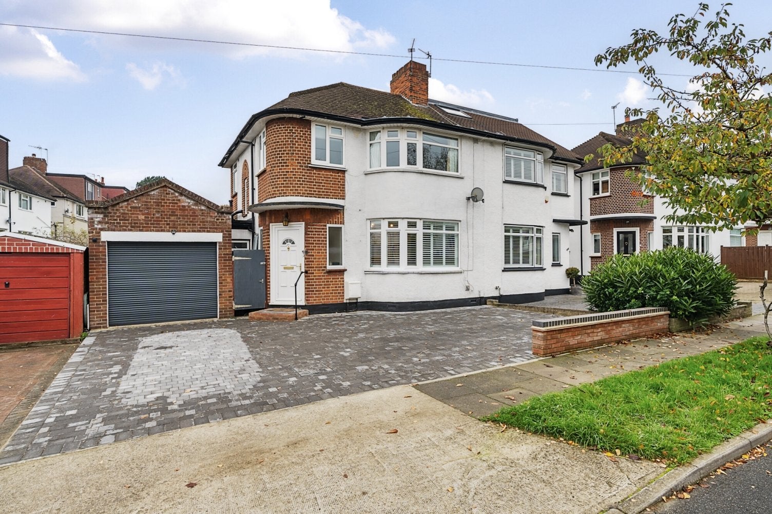 House Fairfield Road in Greater London