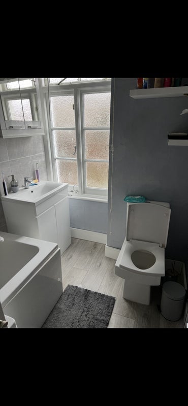 Room Vestris Road in Greater London