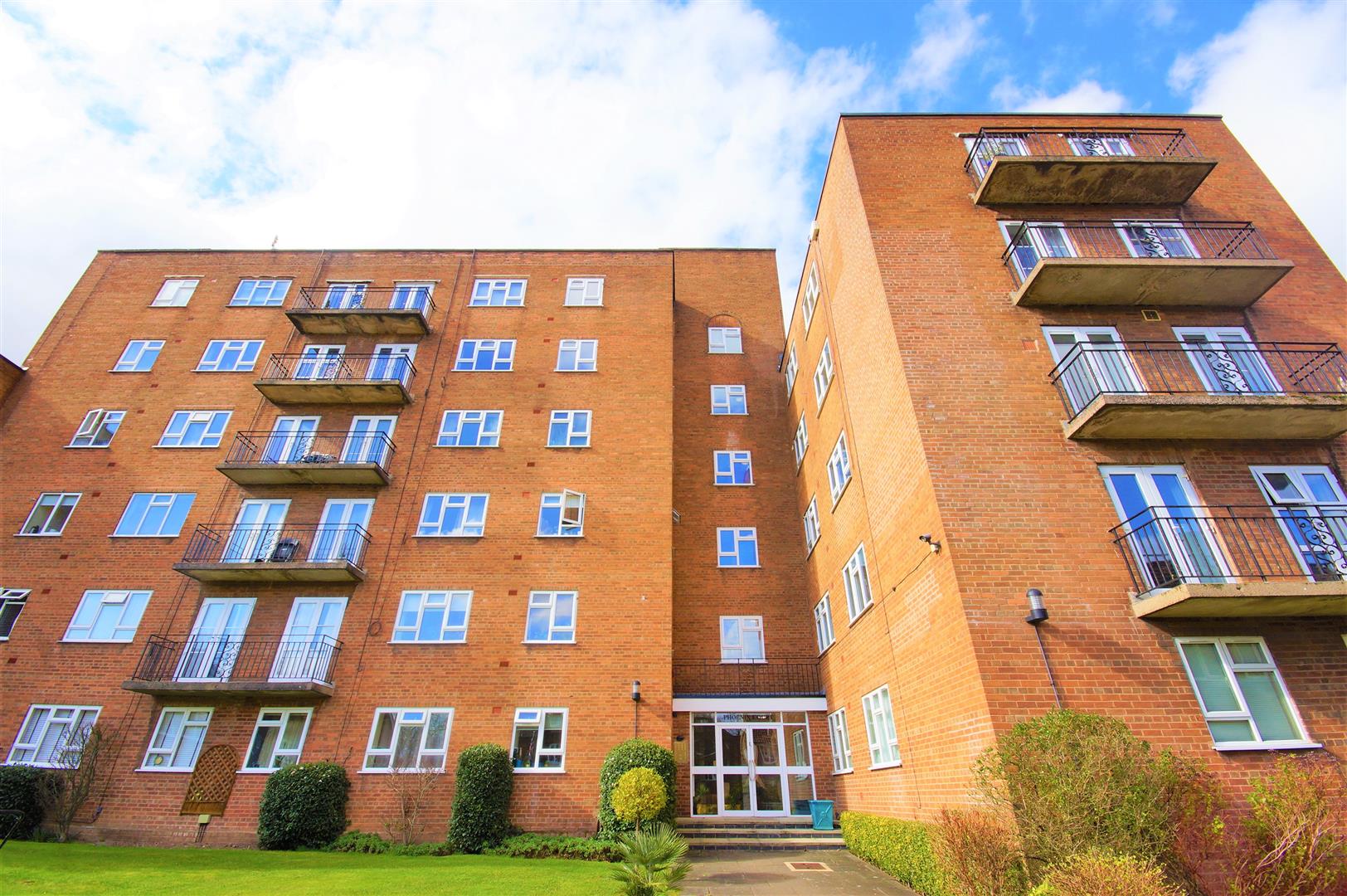 Flat West Drive in Birmingham