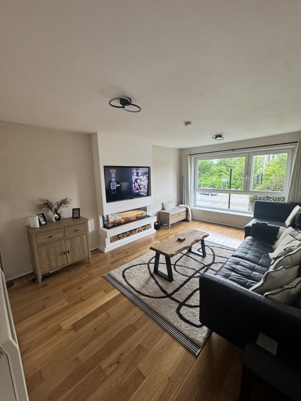 Room Buccleuch Street in Glasgow