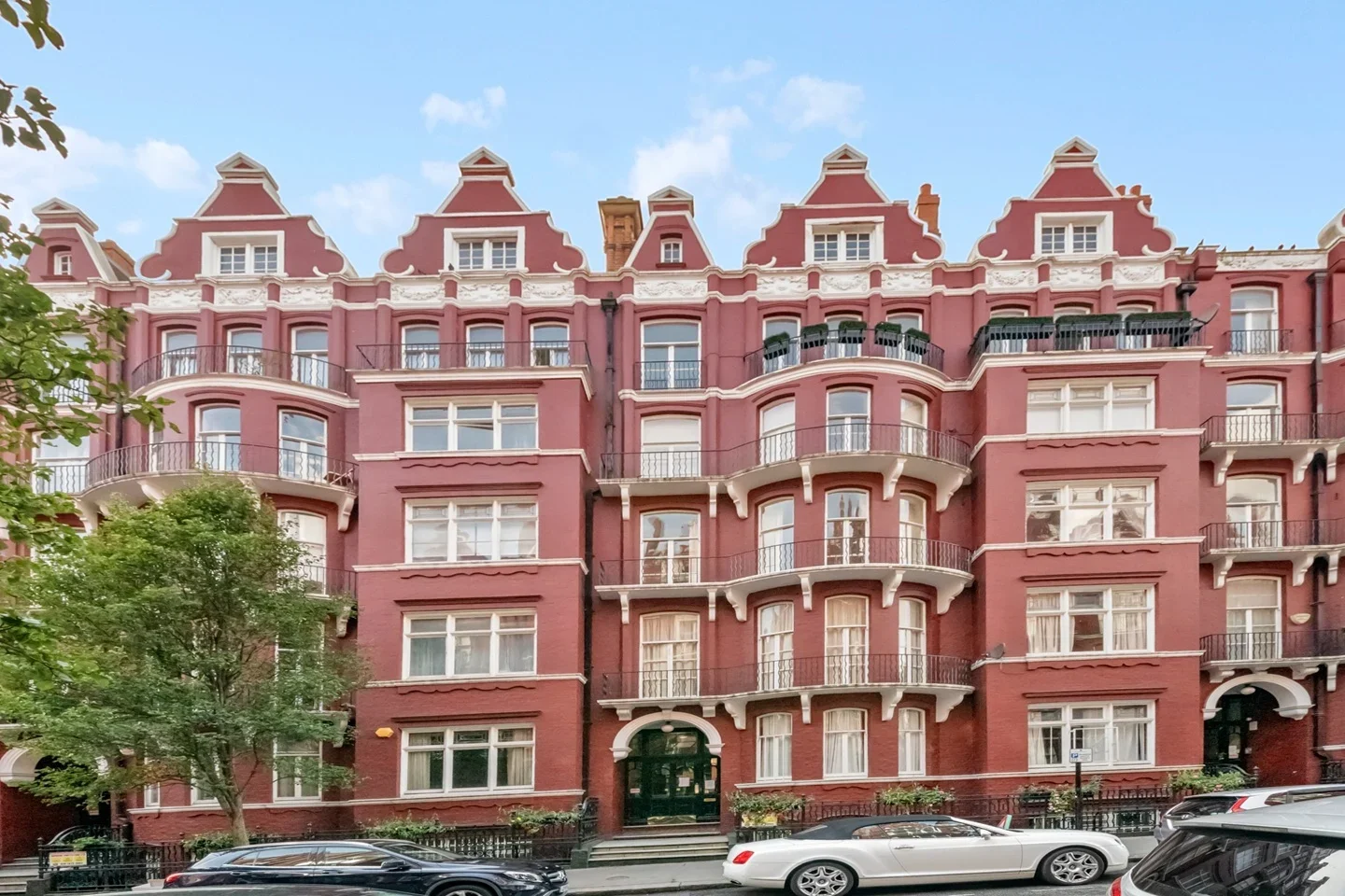 House Cabbell Street in City of Westminster
