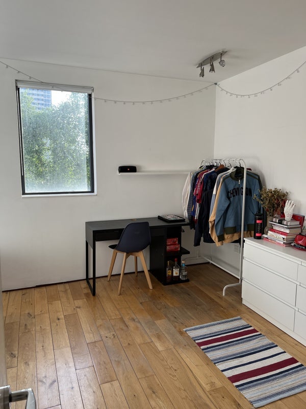 Flat Rufford Street in Greater London