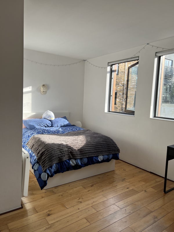 Flat Rufford Street in Greater London