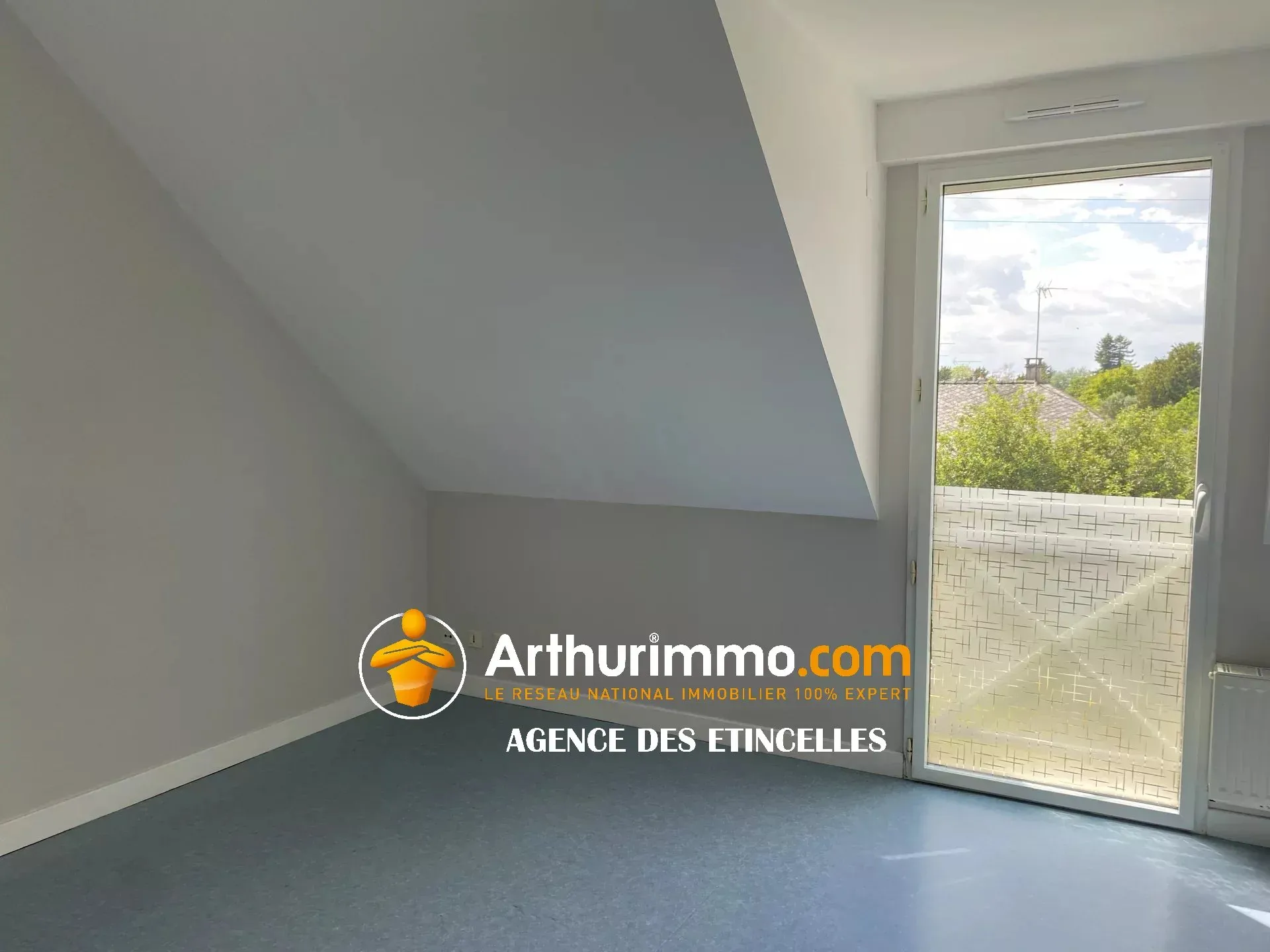 Maison Ligne de Martigné-Ferchaud à Vitré à Moutiers