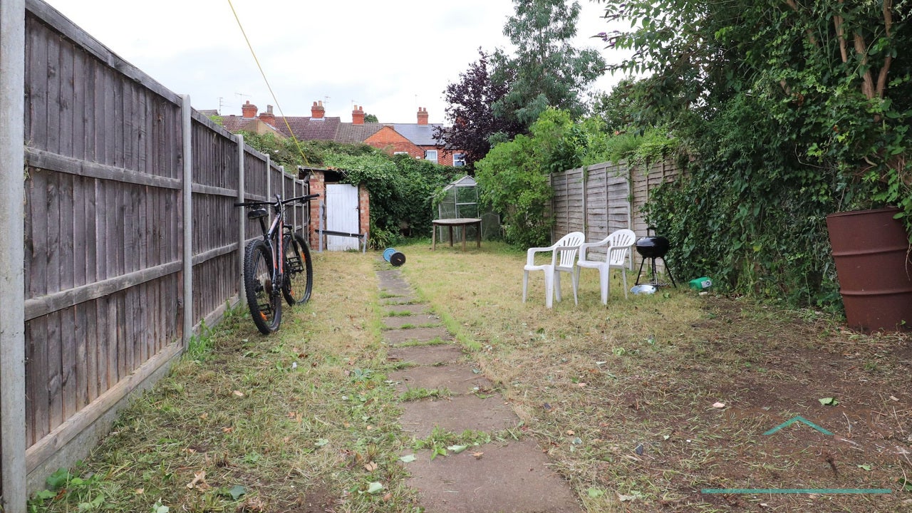 Room North Street in Wellingborough