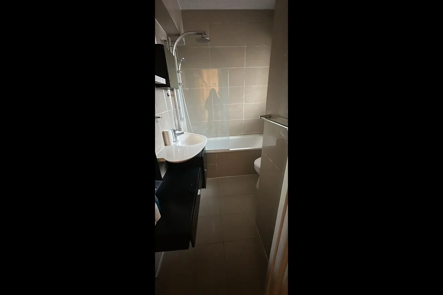 Room Hendon Way in Greater London