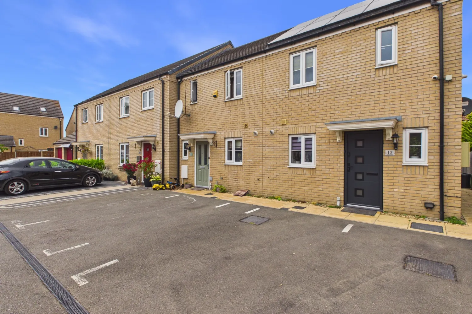 House Stour Close in South Holland