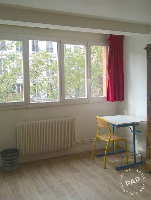 Chambre Rue de Maubeuge à Paris