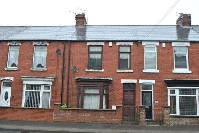 Flat Walker Terrace in Gateshead