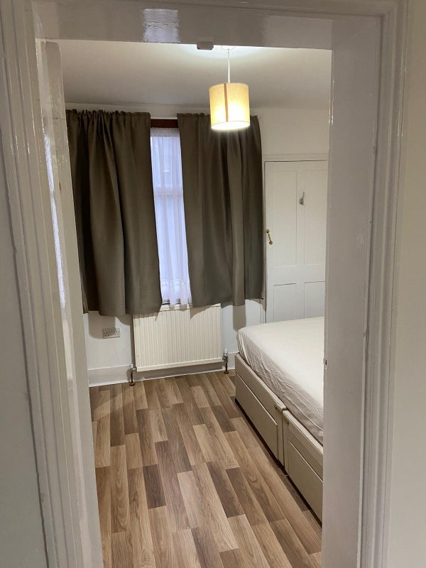 Room Brook Road in Greater London