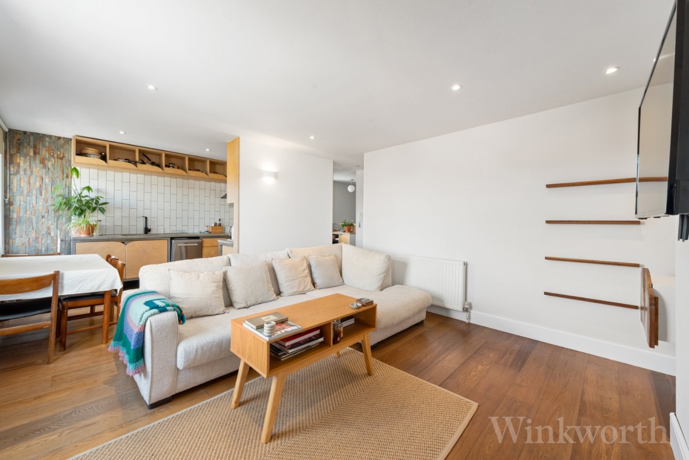 Flat Vesta Road in Greater London