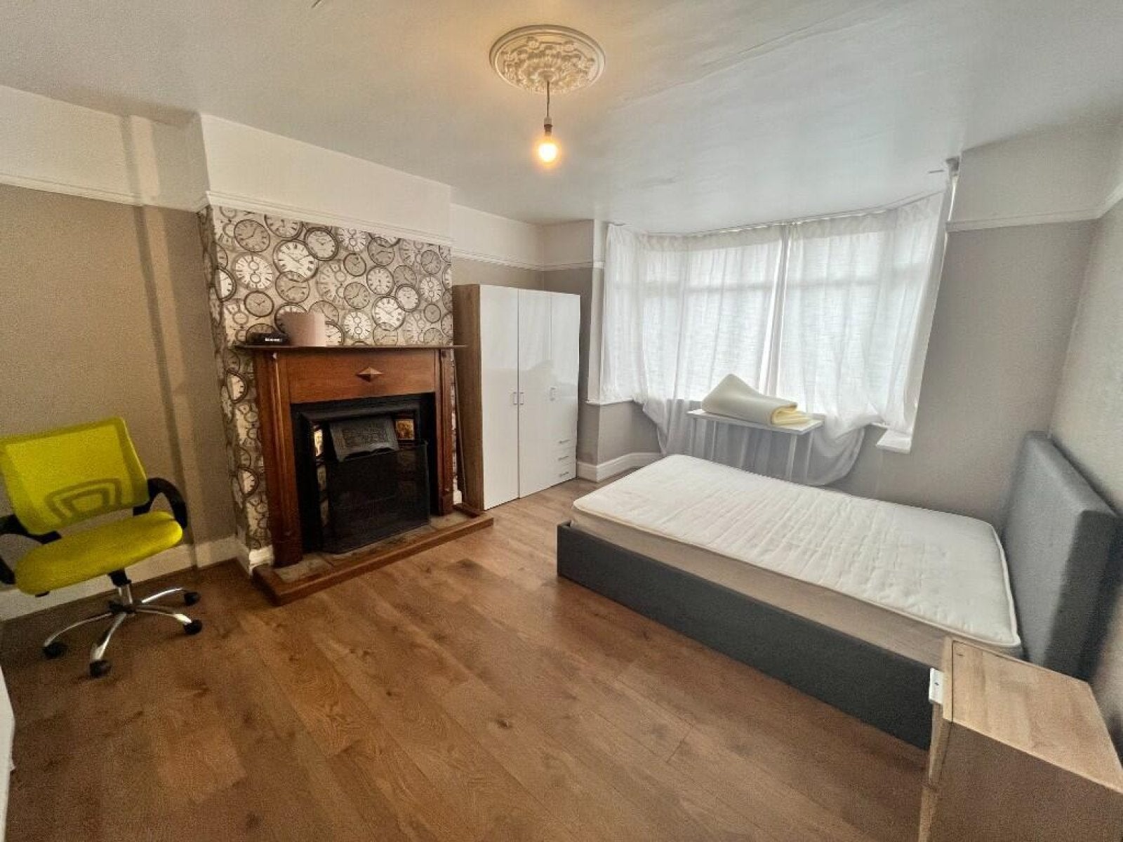 Flat Kipling Road in Bristol