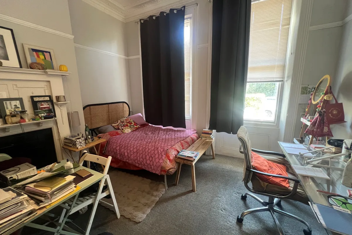 Flat Markwick Terrace in St Leonards