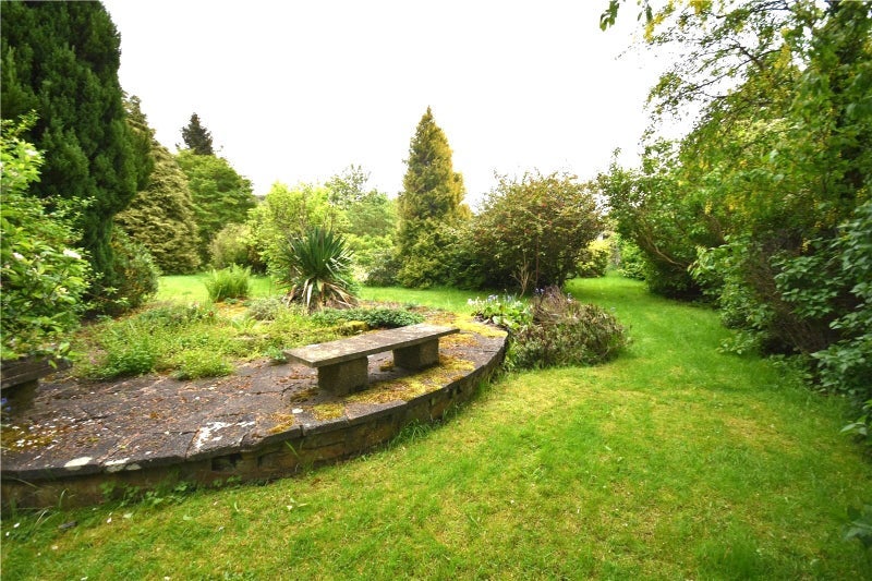 Room Land Lane in Metropolitan Borough of Solihull