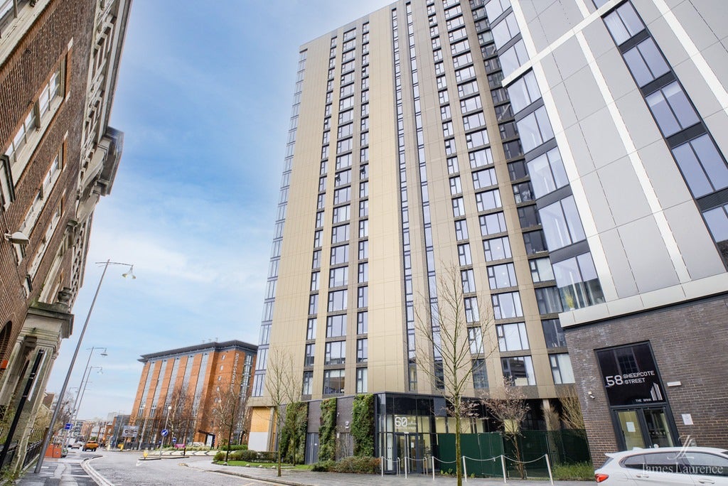 Flat Sheepcote Street in Birmingham
