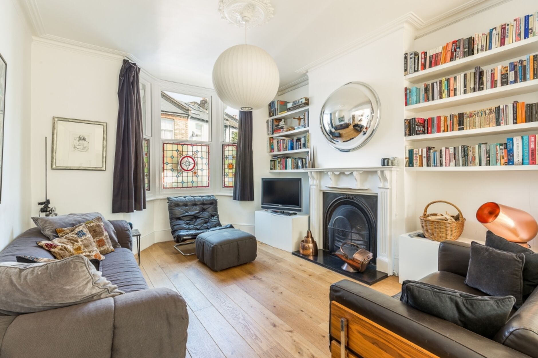 House Gayford Road in Greater London